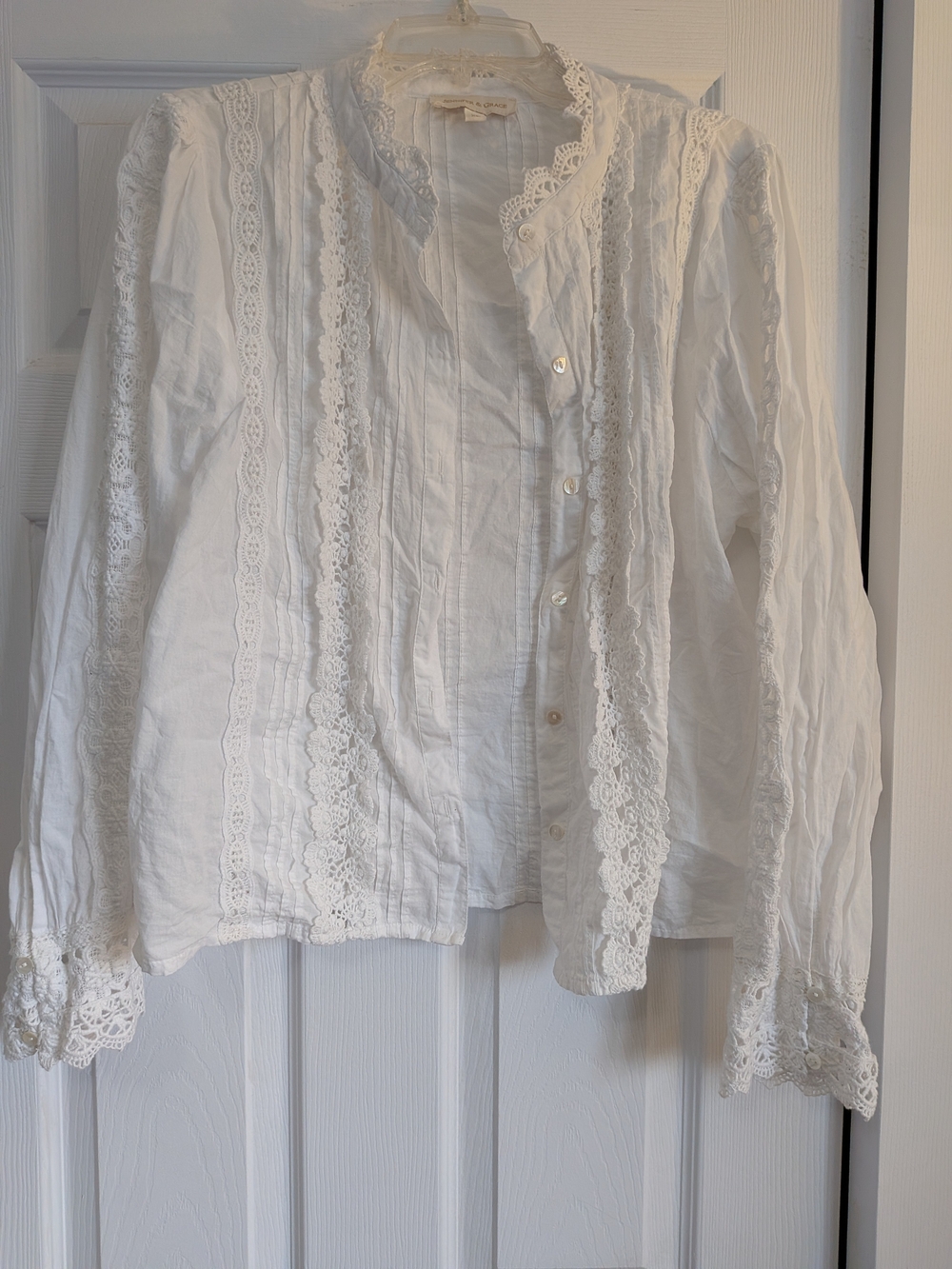 Women's White Button-Front Lace Trim Blouse